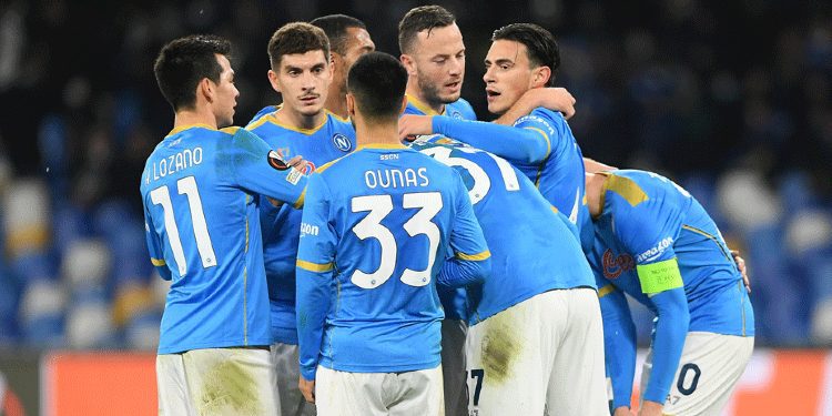 Ky është sulmuesi i Napolit, që po thuhet se ka kaluar Maradonan me gola të shënuara