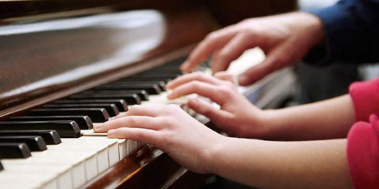 Kjo është e veçanta e fëmijëve që mësojnë një instrument muzikor?!