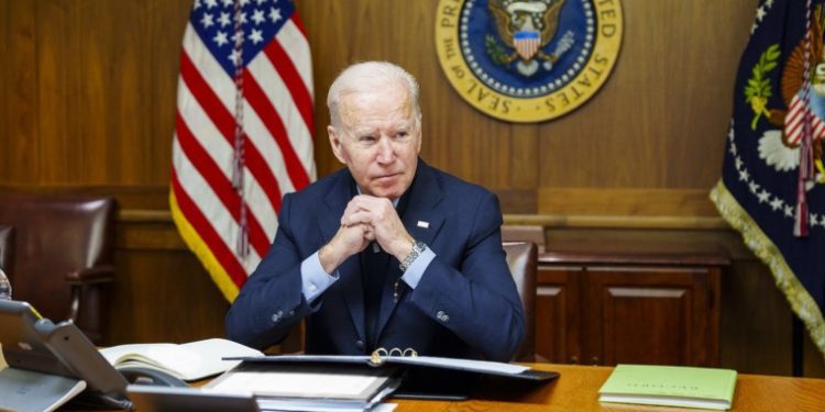 Biden-Putinit: Do t’i përgjigjemi me vendosmëri çdo sulmi ndaj Ukrainës
