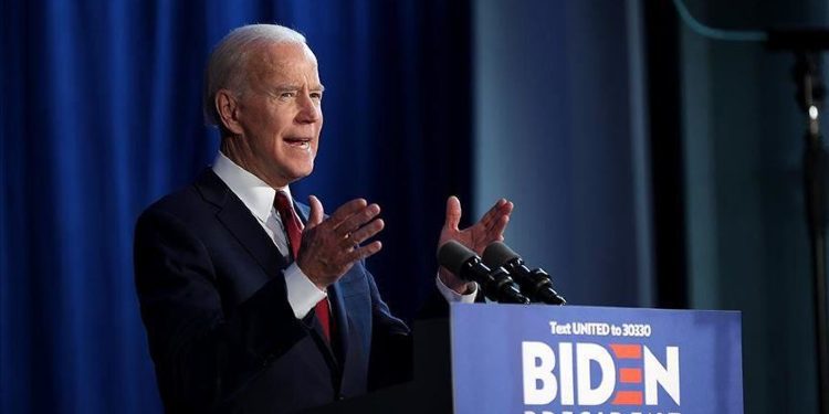 Biden paralajmëron se pushtimi rus është ende i mundshëm për Ukrainën