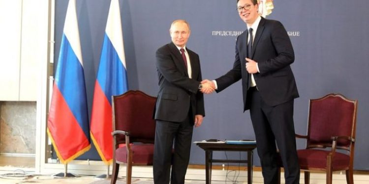 Pushtimi i Ukrainës, Serbia i del në krah Rusisë