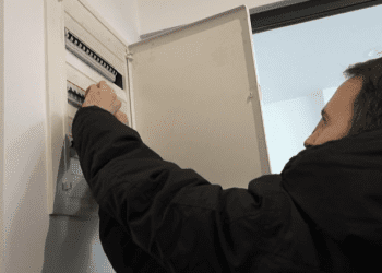 PSD-ja e ndalë rrymën në zyret e ZRRE-së