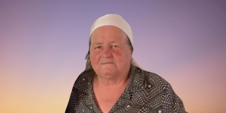 Vdes nënë Qerimja, të cilës serbët ia dogjën vajzën shtatzënë bashkë me 3 fëmijët