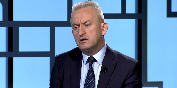 Qalaj: Arrestimi i Molliqajt është dashur të ndodhë pas përfundimit të protestës