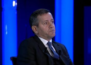 Mustafa refuzon të flasë për arrestimin e Molliqajt, e konsideron temë joserioze