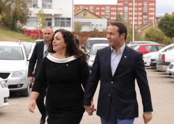 AGK-ja dënon sulmet e bashkëshortit të Presidentes Osmani ndaj gazetarëve