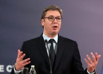 Vuçiq jep lajmin e papritur: Do të largohem nga lidershipi i partisë