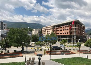 Gjendet pa shenja jete një grua në shtëpinë e saj në Deçan