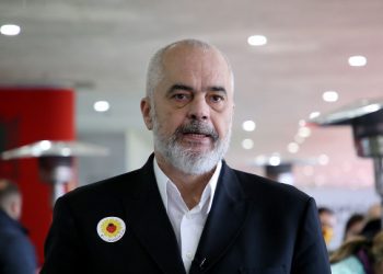 Rama: Nga muaji prill do të përgjysmohet tatimi për pagat deri në 50 mijë lekë