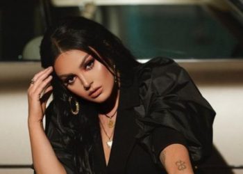 Fifi së shpejti do të bëhet nënë?