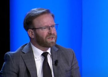 Abazi: Debatet kanë për qëllim që t’ia vështirësojnë Qeverisë kalimin e ligjeve