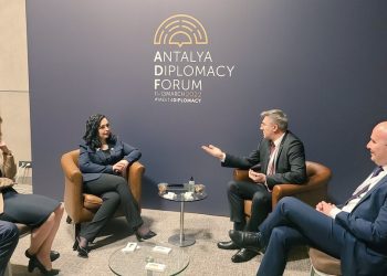 Anëtari i Parlamentit Evropian: Ka ardhur koha që BE-ja të heq vizat për Kosovën