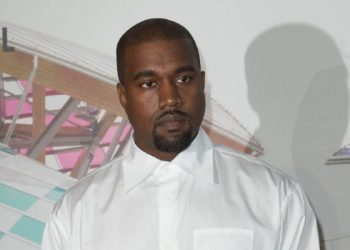 Pse Kanye West nuk do të ngjitet më në skenën e “Grammys 2022”?