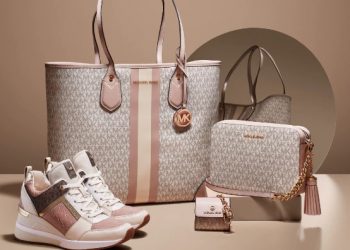 Po e kërkon moda, vitin 2022 kombinoni vetëm çantën dhe këpucët