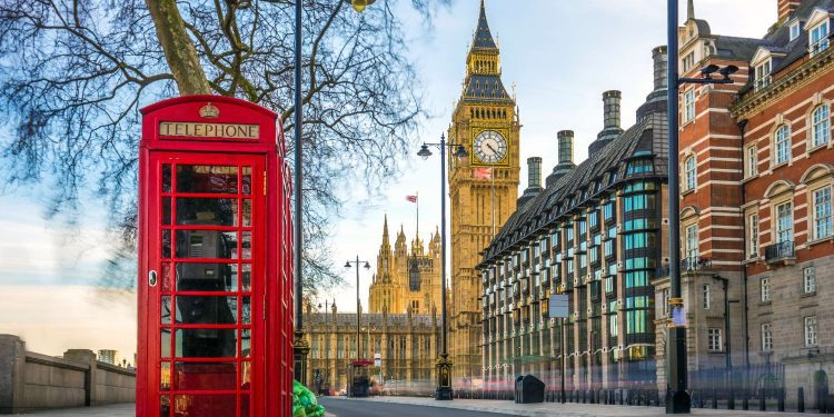 Londër, një reaksion kimik lë dhjetëra persona “pa frymë”