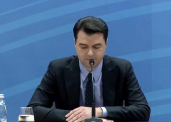 Lulzim Basha jep dorëheqje nga detyra e kryetarit të PD-së