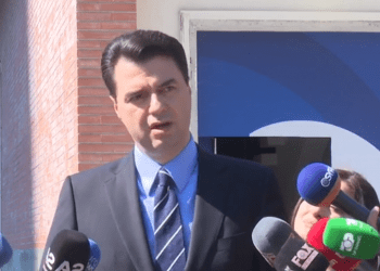 Protesta në Shqipëri, Basha: Demokratët kanë qenë dhe janë në anën e qytetarëve