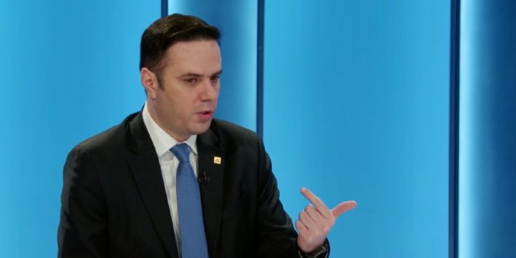 Abdixhiku: Qeveria nuk ka plan zhvillimor, nuk do të ketë asnjë projekt madhor