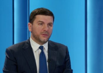 Krasniqi: Qeveria nuk është në gjendje me mbajt as mbledhjen e Kryesisë së Kuvendit pa opozitën