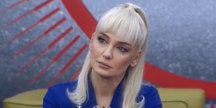 Kush e zhgënjeu Monikën, tregon vet ajo!