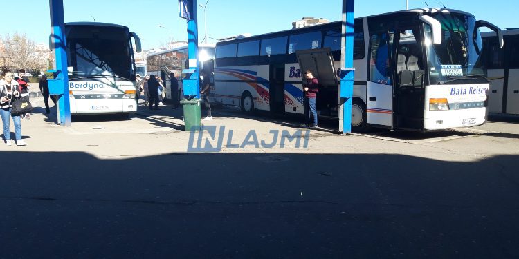 MMPHI paralajmëron masa nëse nuk zbatohet vendimi për çmimin e biletave të autobusit