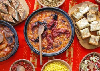 A e keni ditur se ushqimet me yndyrë ndikojnë në tretje të ushqimit?!