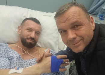 Pas 23 vitesh ish-ushtari i UÇK-së heq nga trupi mbetjet e granatës