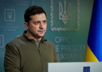 Zelensky tregon kushtin për të marrë pjesë në bisedime me Rusinë!