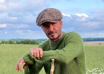 Sportisti Beckham i kthehet jetës në fshat