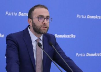 Bardhi: Berisha nuk ishte i ftuar për mbledhjen por prap nuk mund ta nxjerrim nga PD