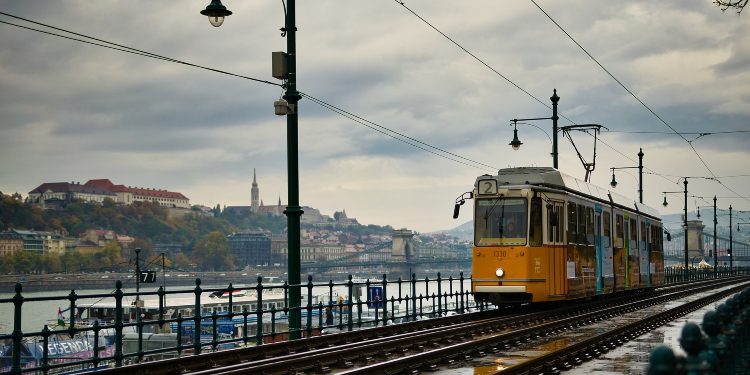Hungaria e gatshme ta paguajnë gazin me rubla