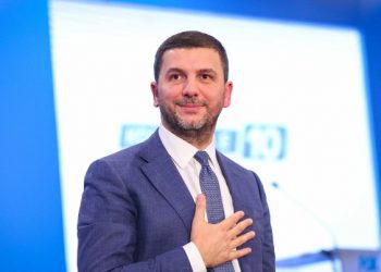 Krasniqi: E diel e shenjtë, Pashkë të bardha e të begata për të gjithë