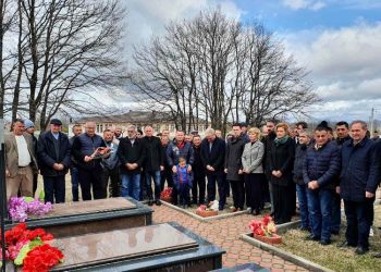 Kusari Lila kujton të rënët në Kralan: Sakrifica e tyre duhet të jetë frymëzim