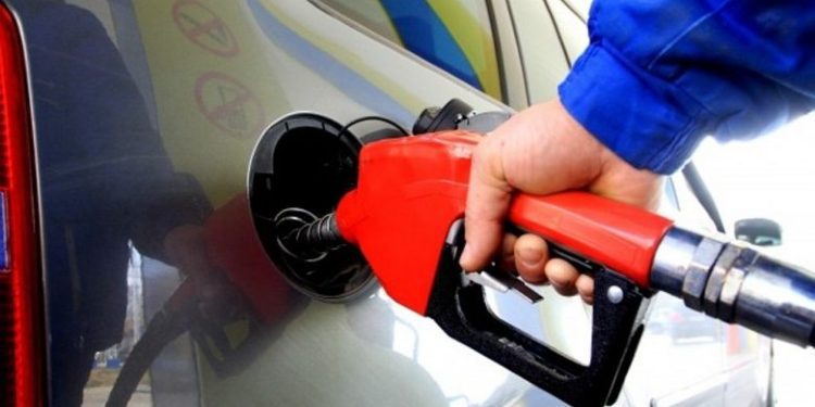 Berjani: Ditëve në vazhdim mund të ketë ulje të çmimeve të derivateve