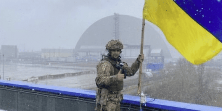 Forcat ukrainase rimarrin kontrollin e qytetit Pripyat