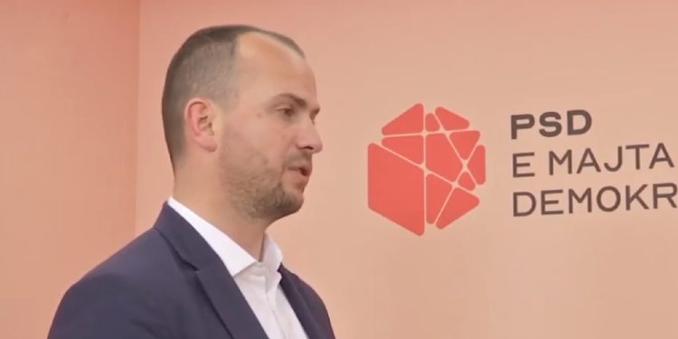 Kastrati: Duhet vetë Nagavci me dhanë dorëheqje