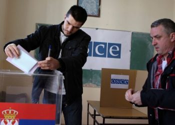 Votimet në Serbi, afro 11 mijë serbë e kanë kaluar kufirin Kosovë-Serbi