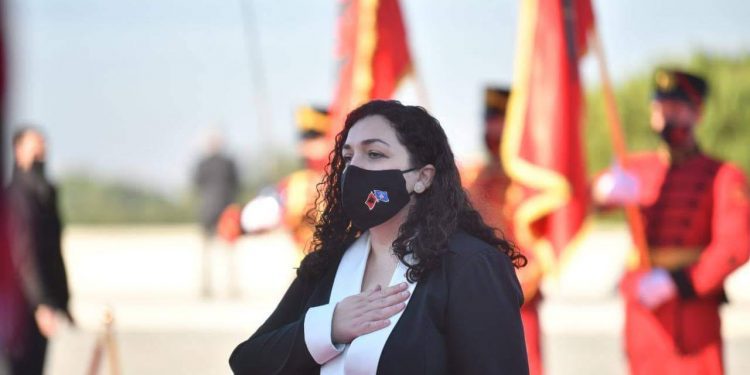 Osmani uron pashkët ortodokëse: Sot solidarizohemi me popullin ukrainsas!