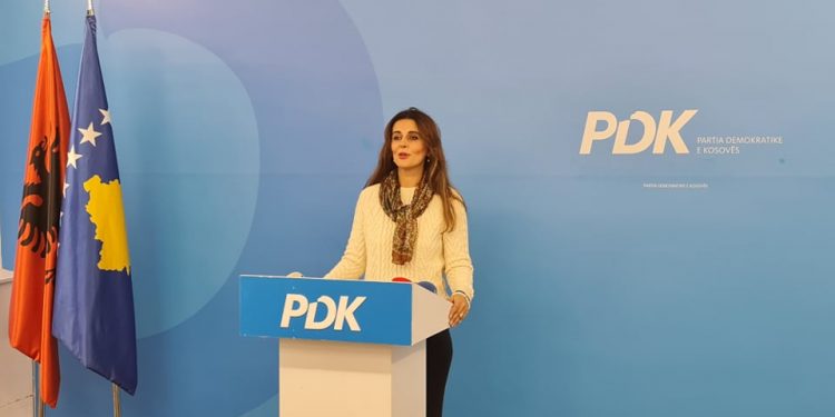 Çitaku: O kryeministër, apliko në Këshill të Evropës jo në organizatat që veç jemi!