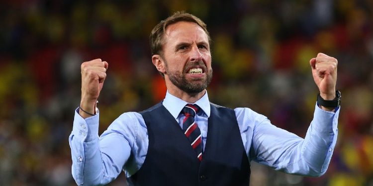 Flet trajneri i Anglisë Southgat, pasi nuk i ftoi Rashford dhe Sancho