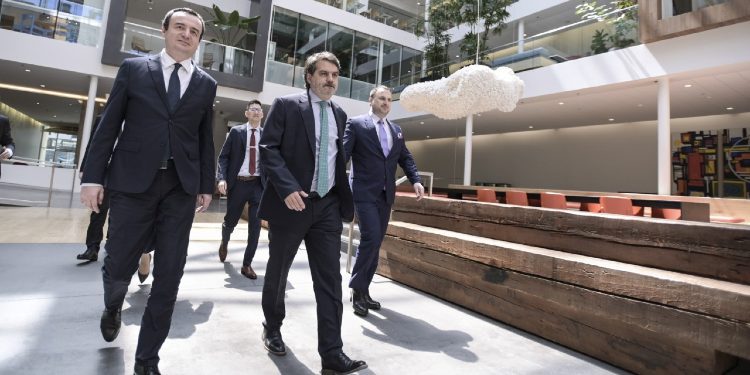 Kurti në takim me kompaninë Airbnb: Qeveria e Kosovës e gatshme për investime të huaja