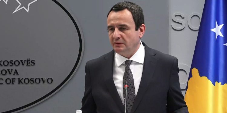 Kurti: Presidenti i Serbisë duhet të distancohet nga Millosheviqi dhe Putini