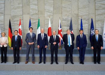 Udhëheqësit e G7 dënojnë Rusinë, mbështesin Ukrainën