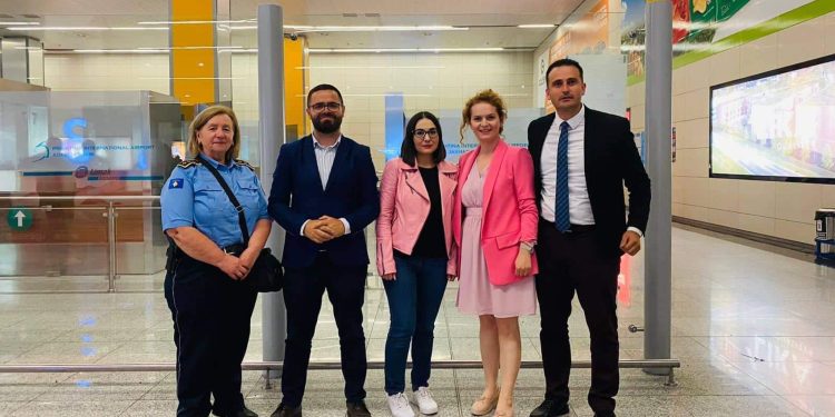 Mbërrin në Kosovë edhe një gazetare ukrainase