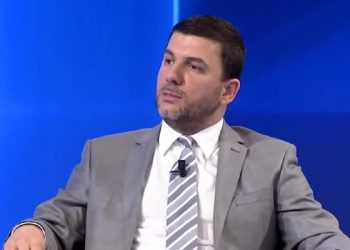 Krasniqi: Qeveria e plogësht dhe depresive na bëri që të krijojmë qeverisjen në hije