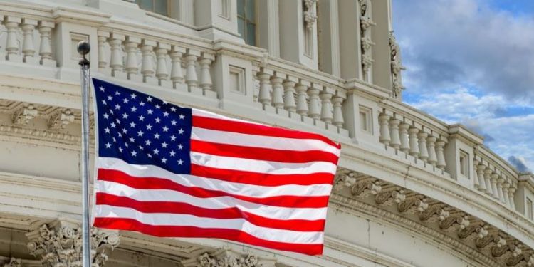 SHBA rihapë ambasadën e saj në Kiev