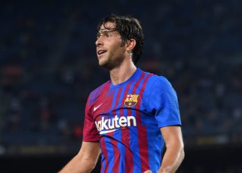 Barcelona është shumë pranë rinovimit me Sergi Roberto