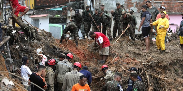 56 persona kanë vdekur në shtetin verilindor të Brazilit, pas shirave gjatë fundjavës