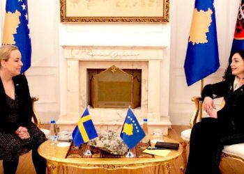 Ambasadorja Suedisë dhe Presidentja Osmani, flasin për aplikimin e Suedisë në NATO 