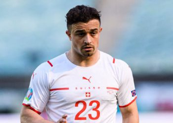 Shaqiri mbetet “i bllokuar” në Chicago, avioni në të cilin po udhëtonte pësoi defekt